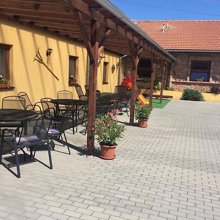 Sedlecky Dvur Hotel Sedlec  Bagian luar foto