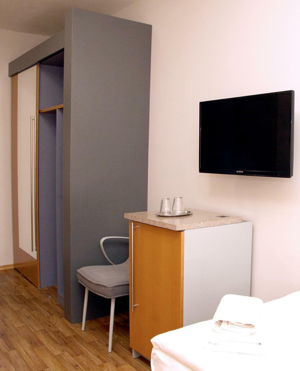Sedlecky Dvur Hotel Sedlec  Bagian luar foto