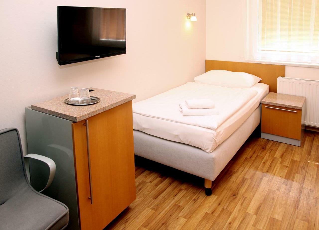 Sedlecky Dvur Hotel Sedlec  Bagian luar foto